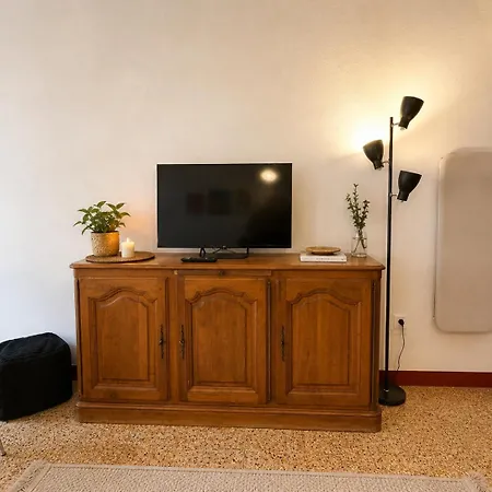 Centralissimo E Caratteristico, A Pochi Passi Dal Casino E Dal Mare - La Casetta Di